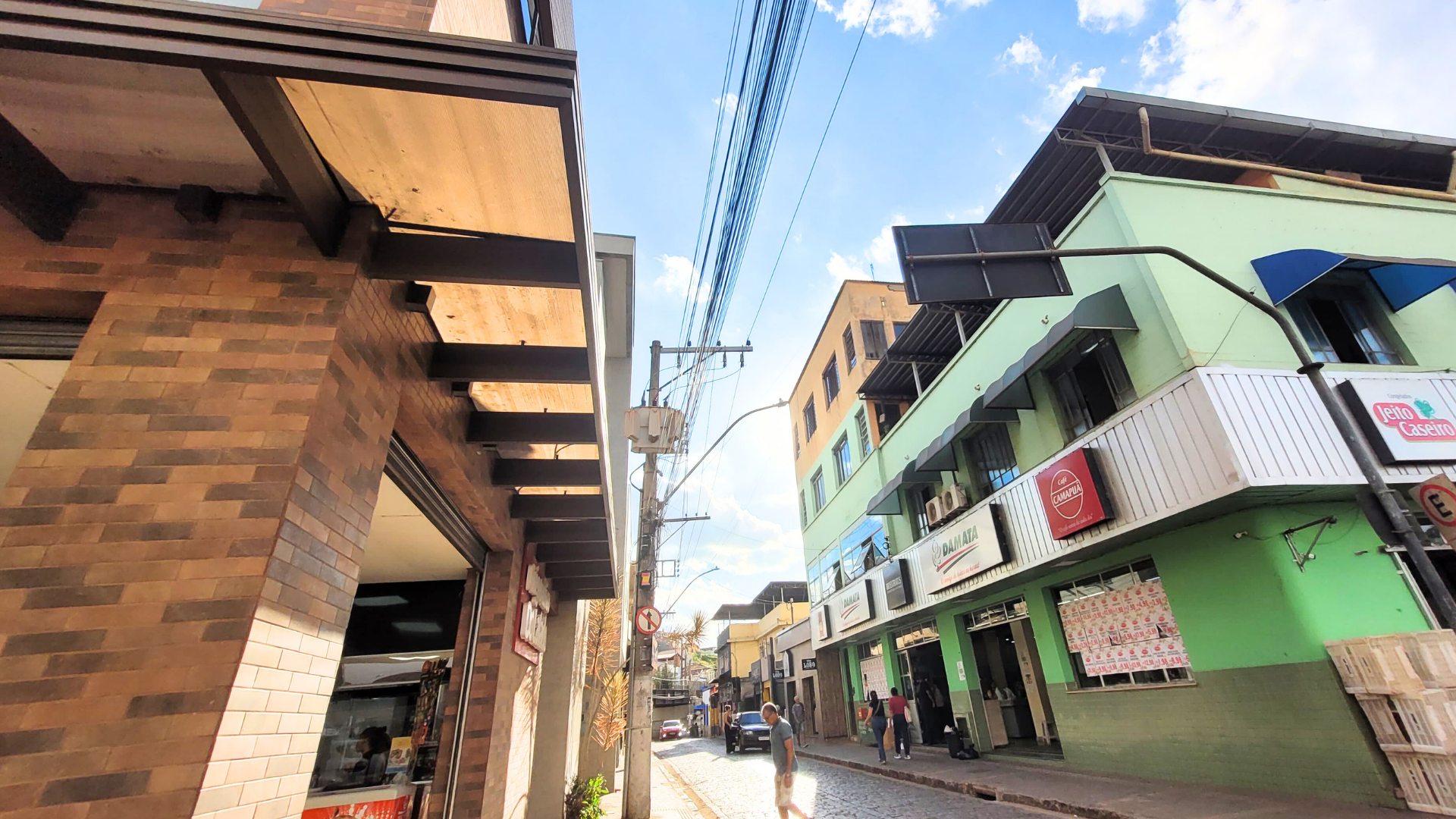 Câmara cria novas regras no Código de Obras sobre marquises e sacadas no afastamento frontal