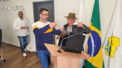 Parlamentares derrubam veto do Executivo e mantém projeto de lei de tombamento de chafarizes históricos em Lobo Leite