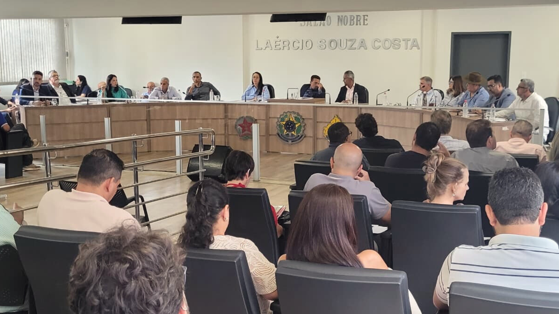 Plenário autoriza obtenção de crédito para obras de novo hospital, centro administrativo e moradias populares